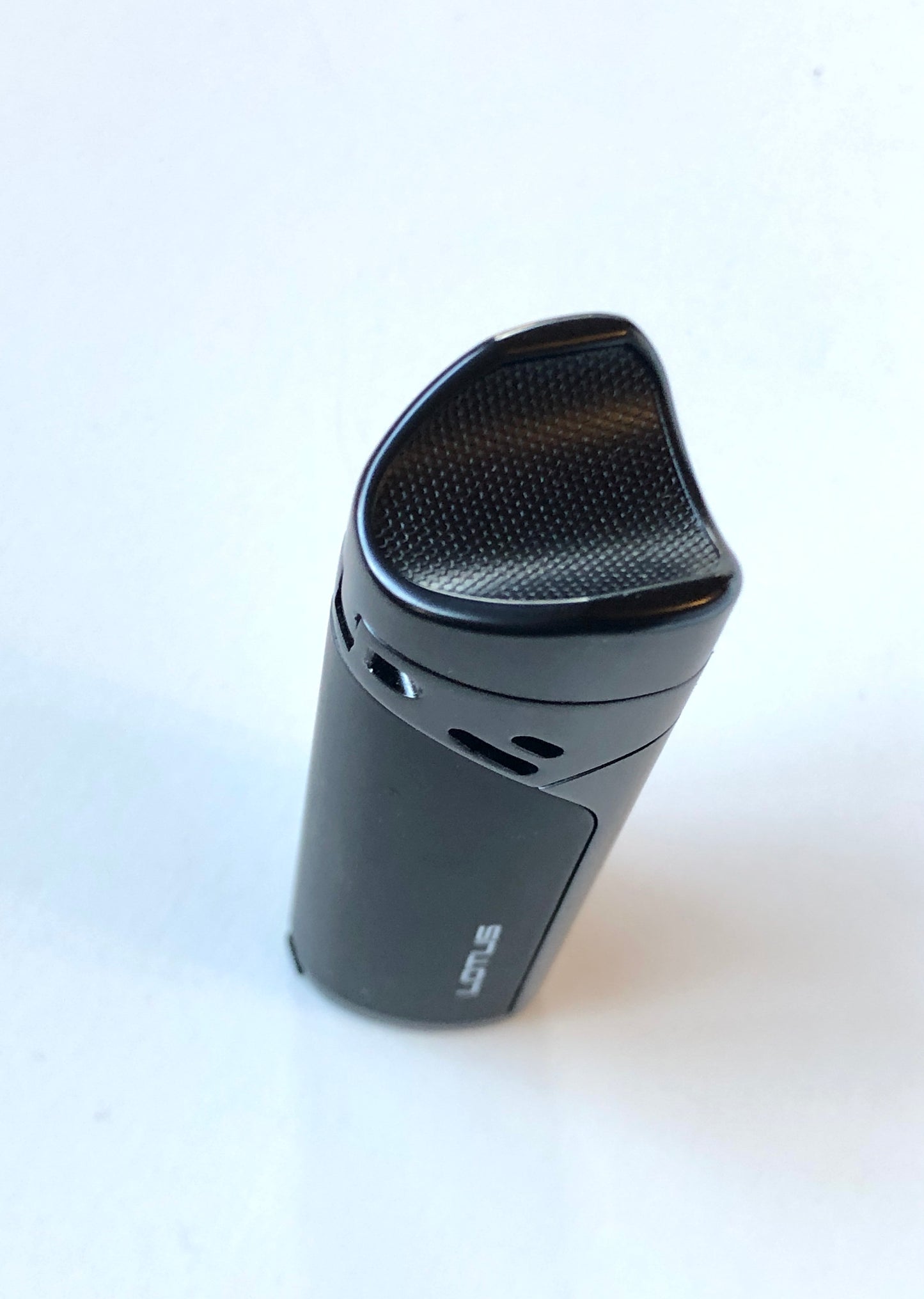 Lotus cigar lighter black